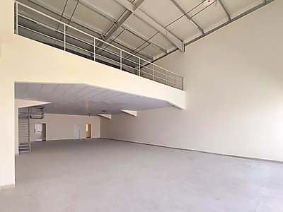 مجمع تجاري متكامل | موقع مميز | فترة سماح