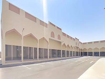 مجمع تجاري متكامل | موقع مميز | فترة سماح