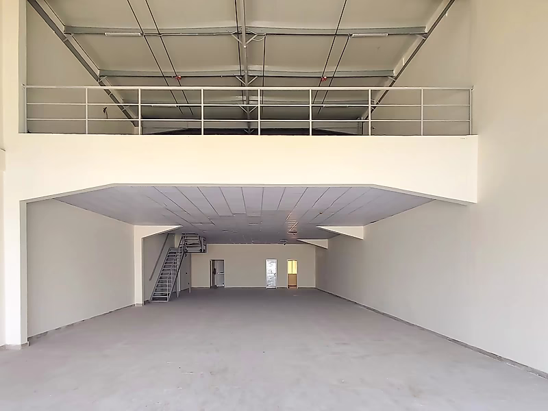 مجمع تجاري متكامل | موقع مميز | فترة سماح - Photo 3