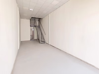 مجمع تجاري متكامل | موقع مميز | فترة سماح