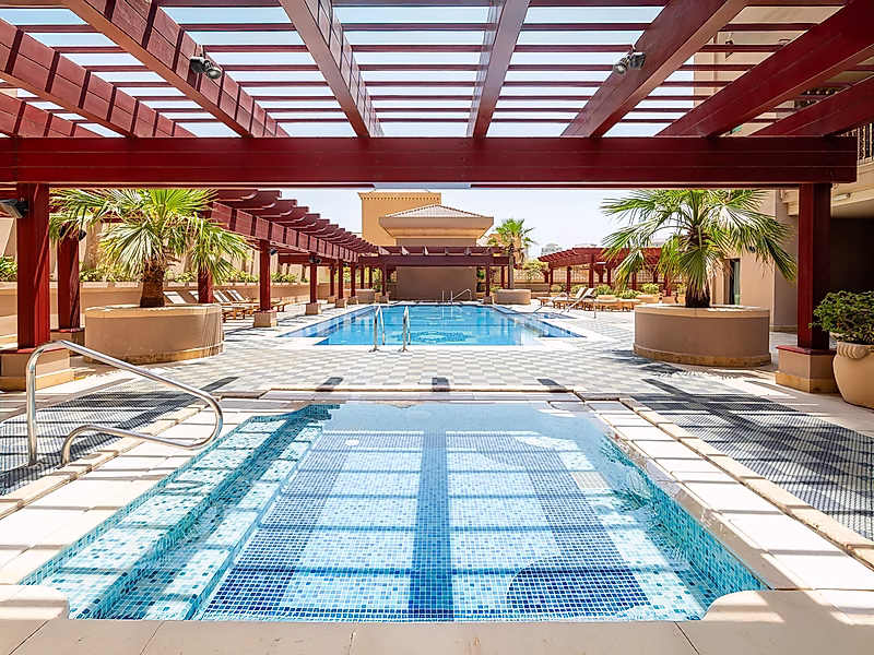 Luxury 5BR Penthouse + Maid’s Room for Sale | Porto Arabia | Stunning Marina View - Photo 19